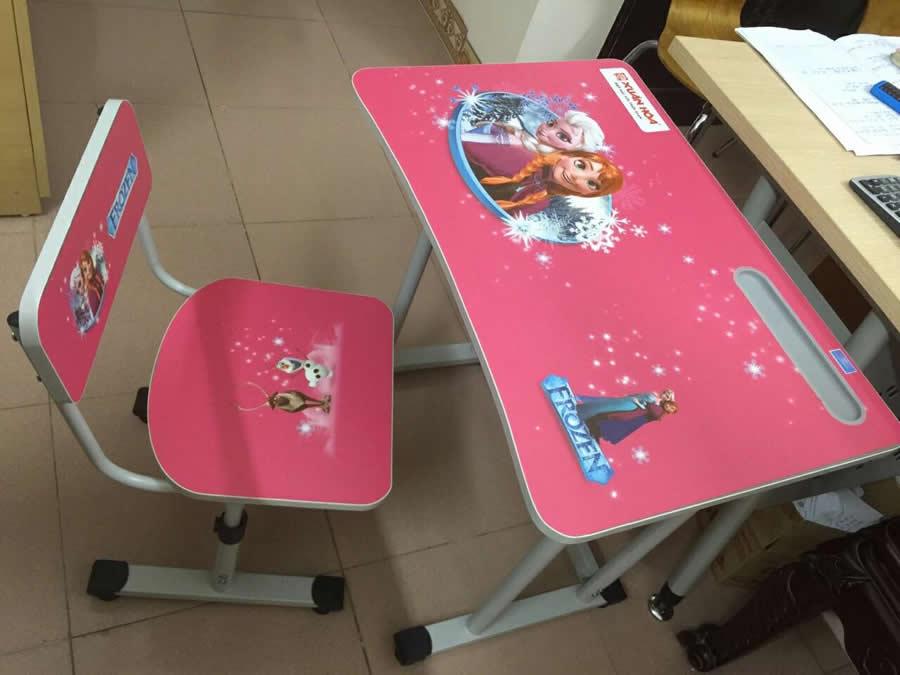 Bàn học sinh đẹp cho bé gái có ngăn bàn Xuân Hòa BHS 13-06 Hồng